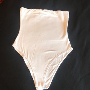 Ambiance strapless bodysuit white size small